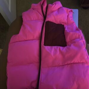 Cat & Jack Hot Pink Puffer Vest Size 3t like new